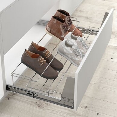 Pullout shoe shelf