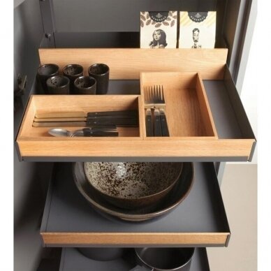 Pull-out shelf system for high cabinets "PLENO" with "FIORO" 1