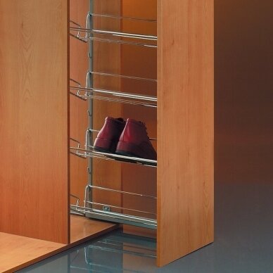 Pull-out shoe rack with front brackets 1